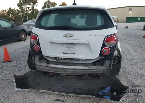 2015 Chevrolet Sonic Lt Auto из США, поврежденный, VIN 1G1JC6SHXF4180339